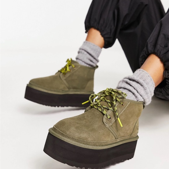 UGG NEUMEL HERITAGE 2” PLATFORM BURNT OLIVE SUEDE WOOL BOOTS  New Ugg Nuemel Heritage Burnt Olive Platform (Size 8)
